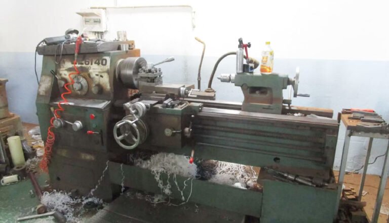 machine-in-workshop-to-produce-aluminum-bottle